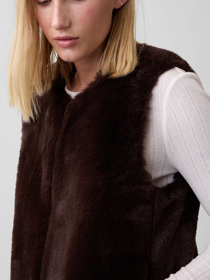 Image 4 of 5, 100% Recycled Relaxed Faux-Fur Vest