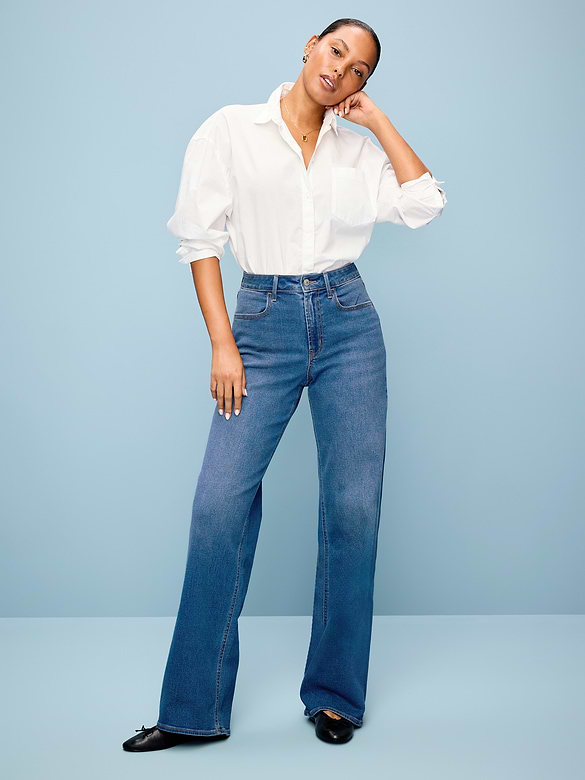 Curvy High-Waisted Wow Wide-Leg Jeans