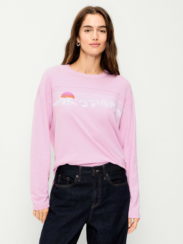 Image 1 of 5, crew neck, long sleeves, Product #1184698