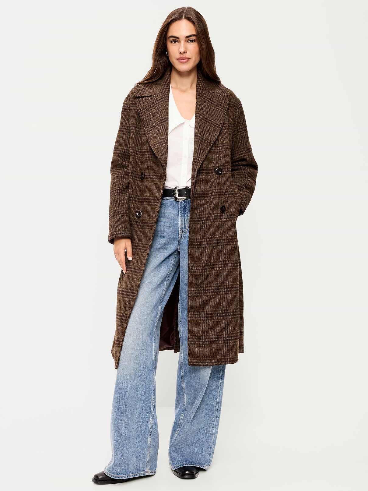 Image 1 of 7, notched lapel collar, full-button closure, welt pockets, Product #1181340