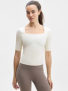Image 1 of 3, FOR: Your yoga flow and sessions in the studio, FEEL: VitaFree fabric is our lightest-feel yoga fabric for a barely there, yet fully covered sensation, FAVE: Second-skin fabric stretches to your body and maintains its shape, Product #1185483