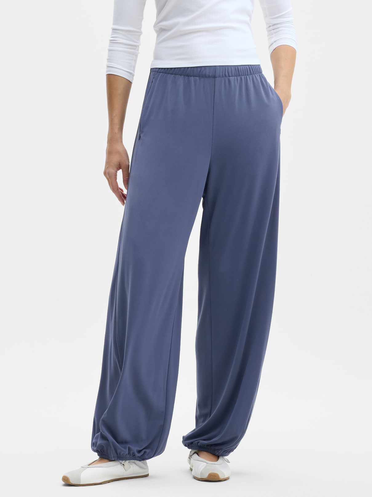 Image 2 of 3, Crossroads Bubble Pant