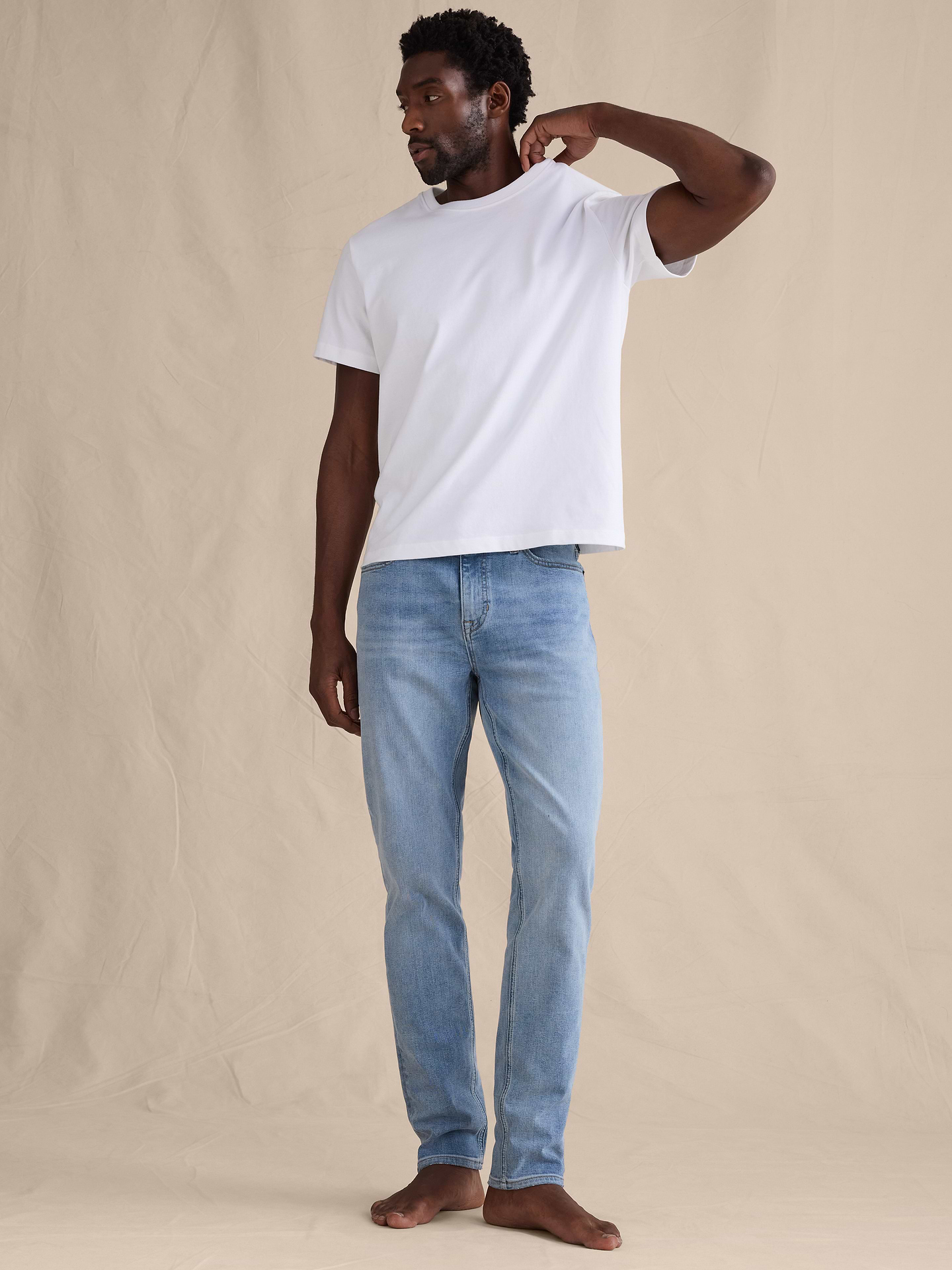 Image 4 of 8, Slim Luxe Traveler Jean
