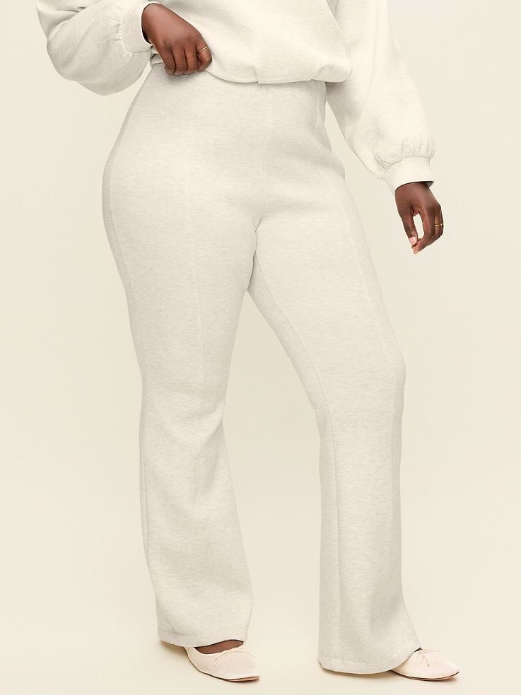 Image 8 of 9, High-Waisted Bounce Fleece Flare-Leg Sweatpants