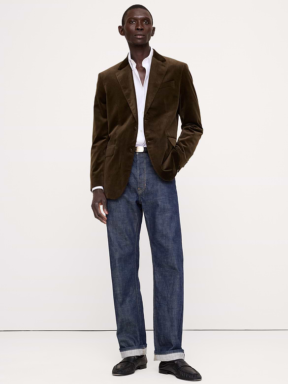 Tailored Slim Velvet Blazer