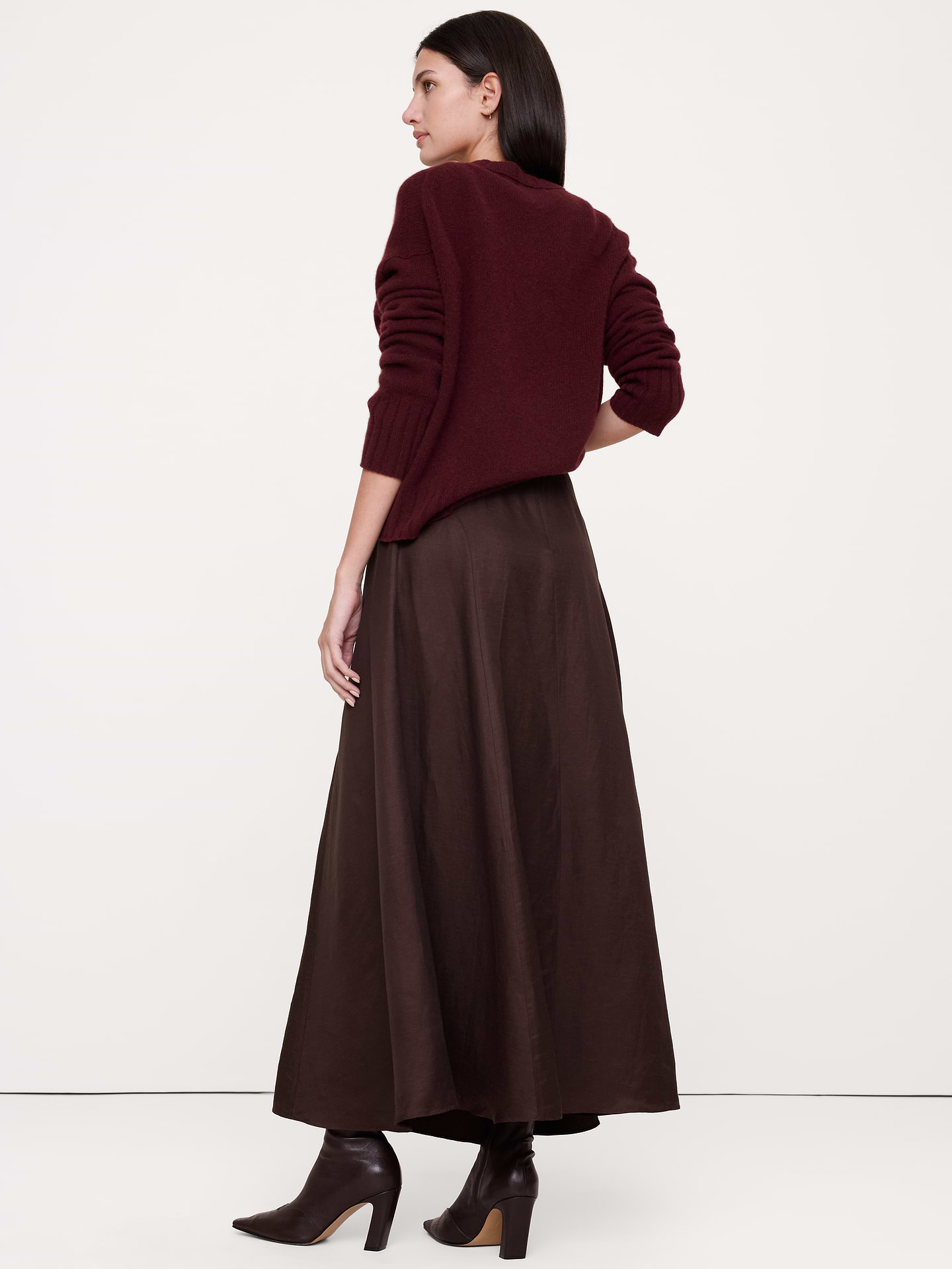Image 2 of 5, Viscose-Linen Maxi Skirt