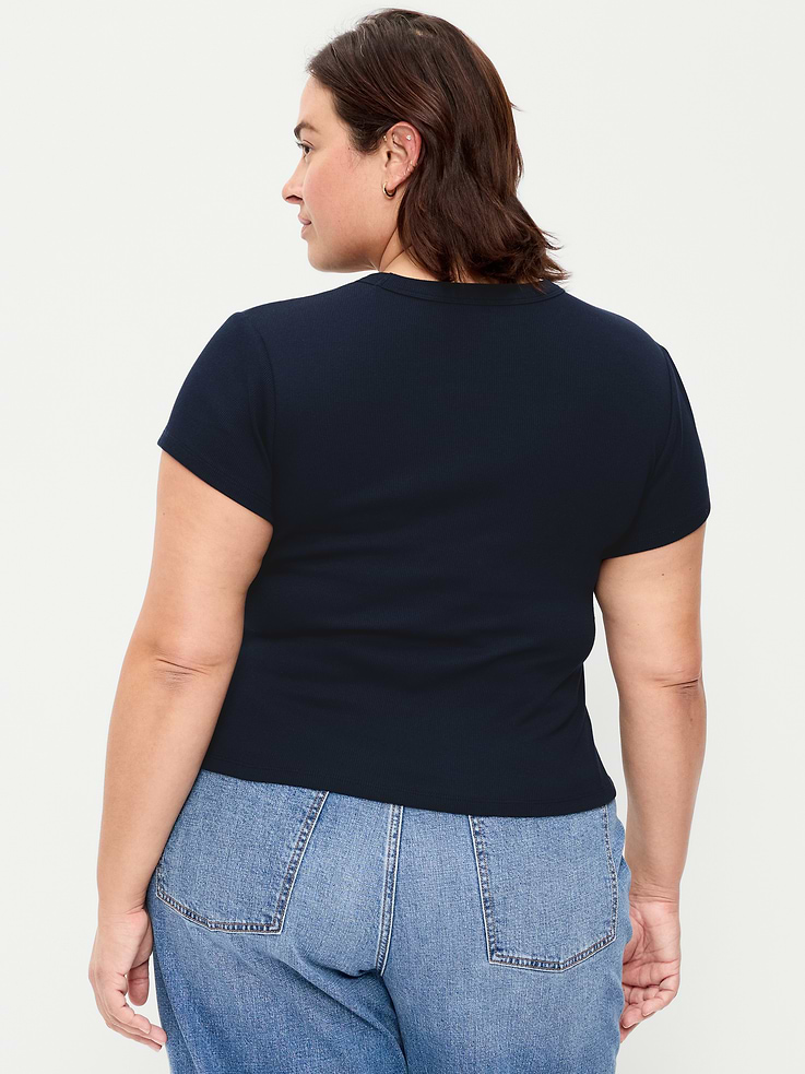 Image 9 of 9, Snug Graphic T-Shirt