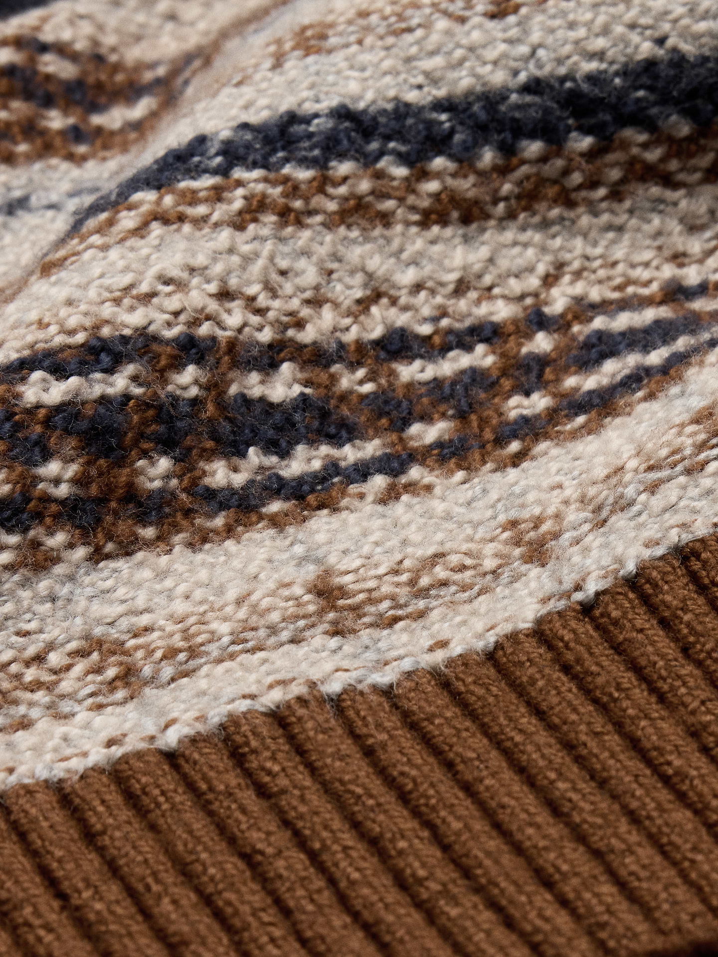 Image 5 of 8, Fair Isle Reverse Pattern Sweater