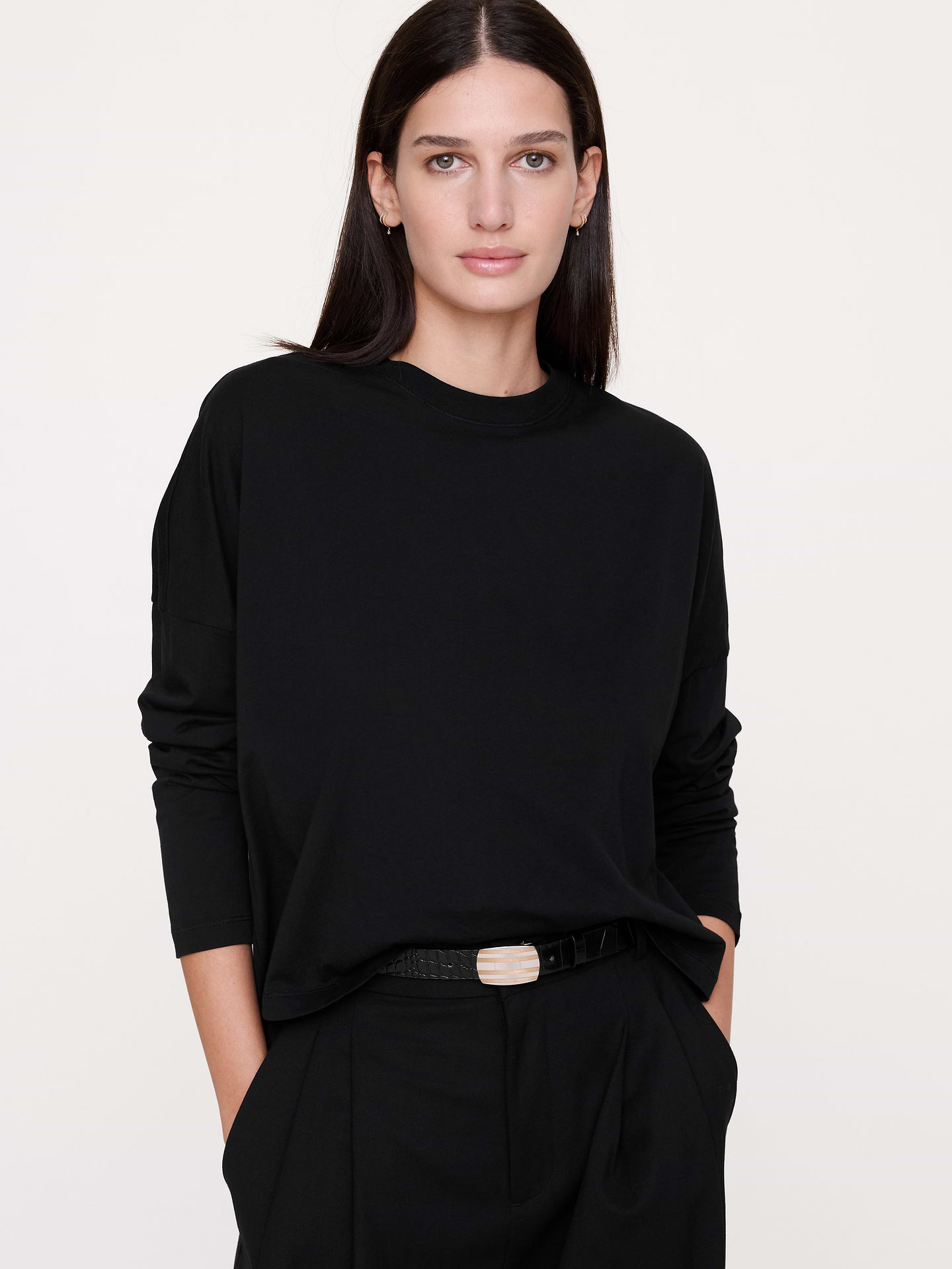 Image 1 of 3, Our team's favorite new tee. Here's why: this boxy version is cut from lightweight jersey that's incredibly soft. We kept the fit roomy, added tapered sleeves, and a slightly shorter hem., Boxy Fit: A relaxed and easy fit through shoulders, chest, and waist. Tapered sleeve. Cropped., Crew neck., Straight hem., Product #1197782