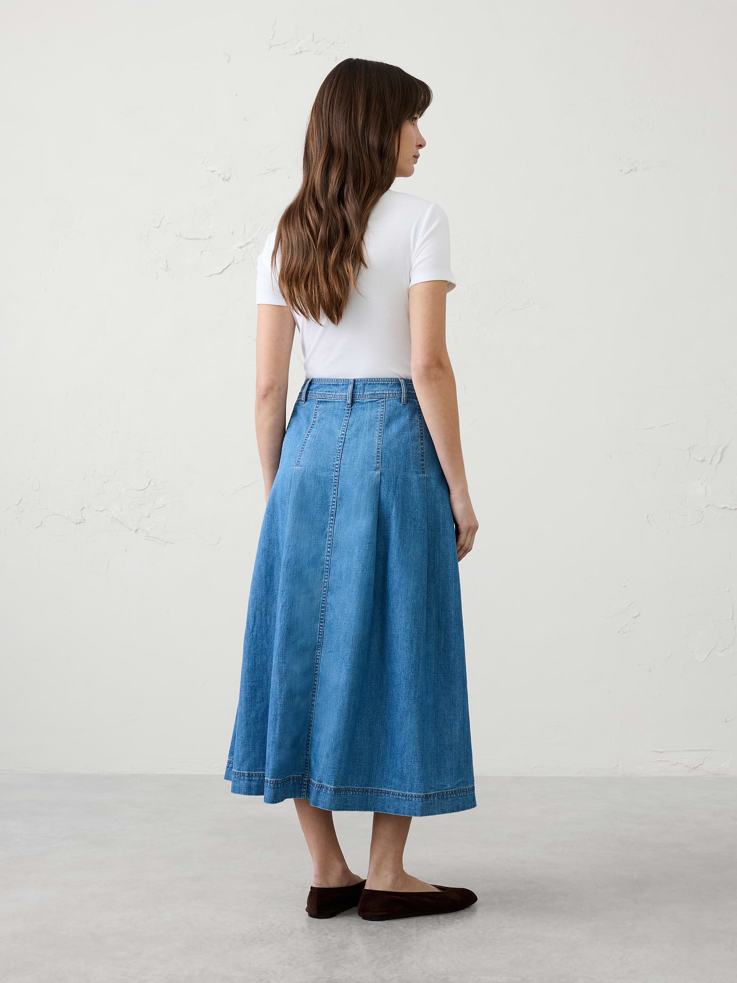 Image 2 of 4, Denim Button-Front Midi Skirt