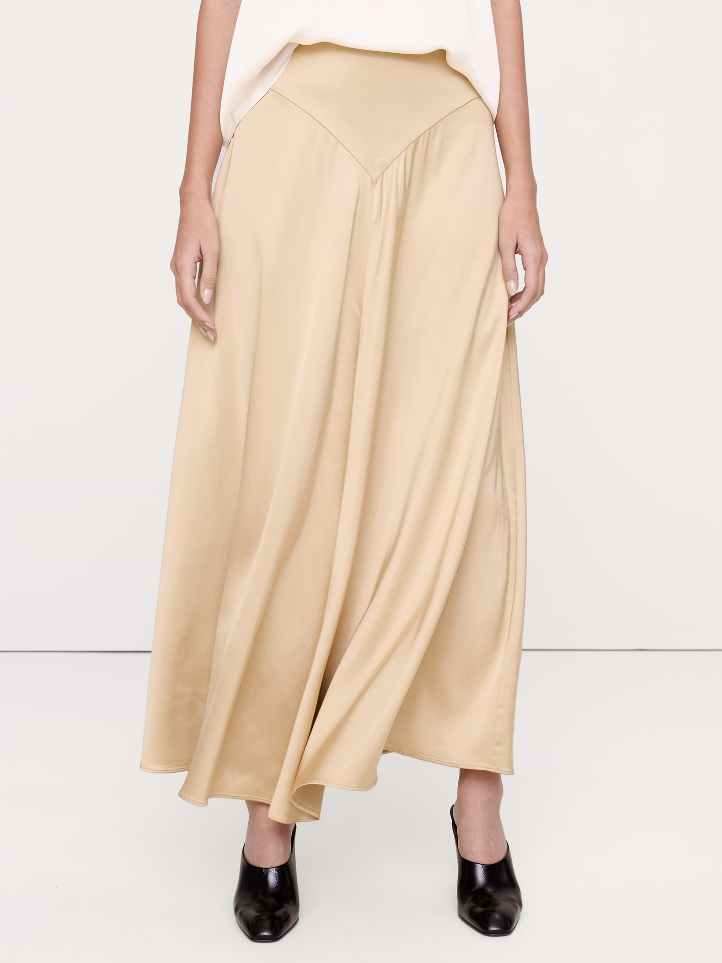 Image 5 of 5, Stretch-Satin Basque-Waist Maxi Skirt