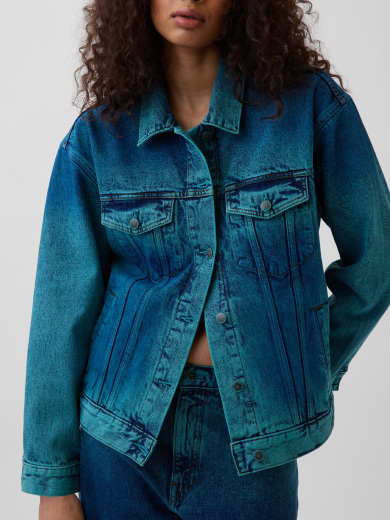 Oversized Icon
Denim Jacket alt