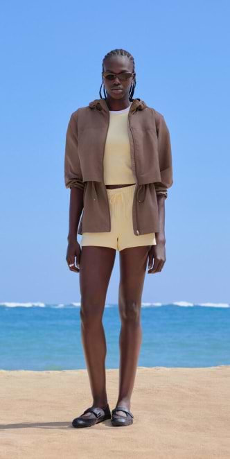 Look 10