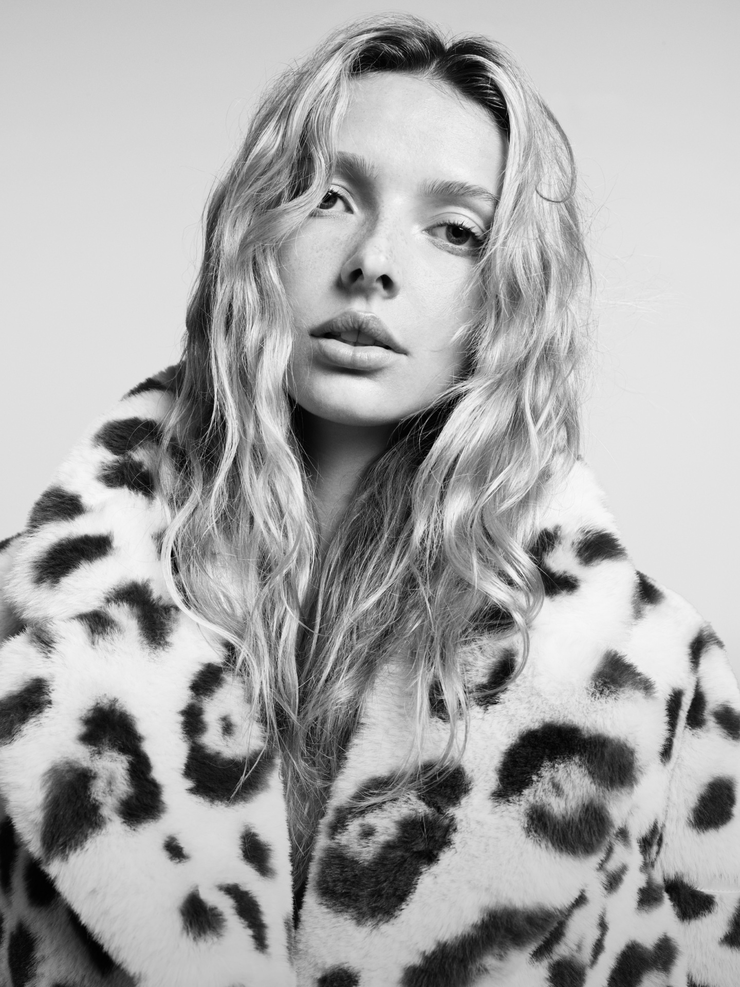 Shoppable Outfit Image