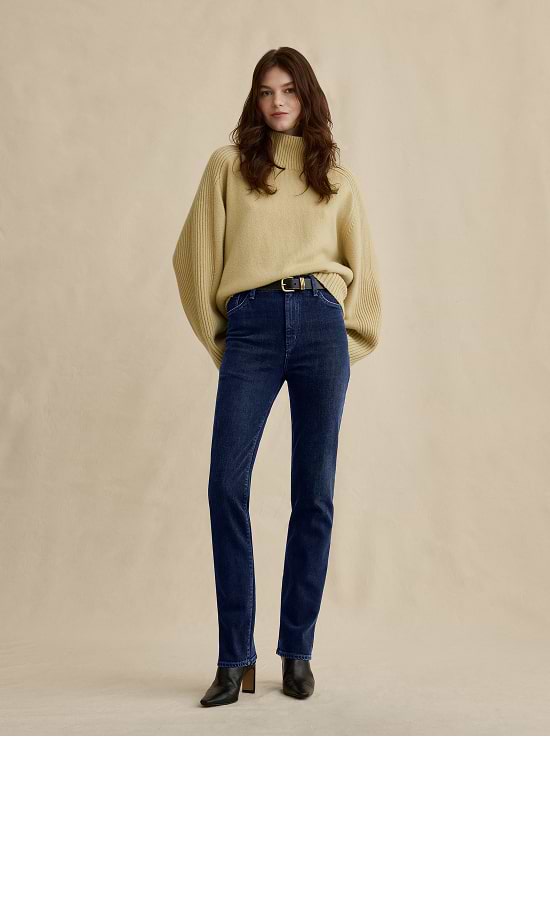 Straight. A classic fit with effortless appeal.