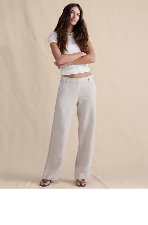 Wide Leg. A tailored fit that's loose through the leg.