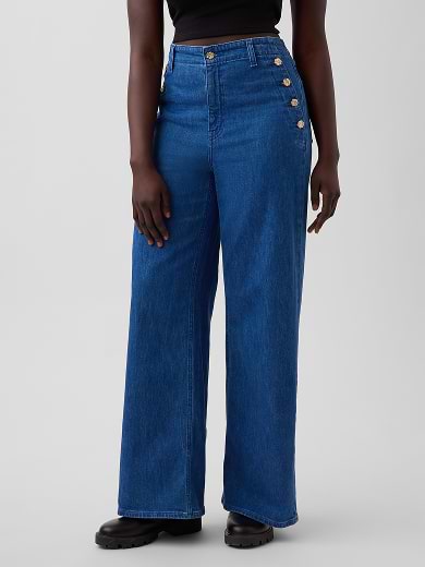 Pintuck Stride
Wide-Leg Jeans alt