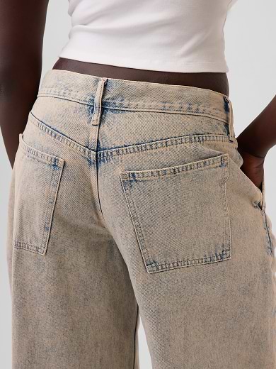 Low Rise Baggy
Barrel Jeans alt