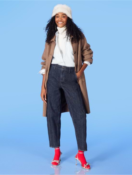 Image of a female model wearing Old Navy barrel jeans.