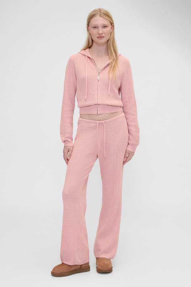 Shoppable Outfit image