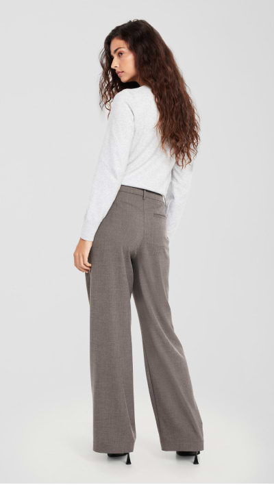 An extra high-waisted wide leg taylor linen pants.