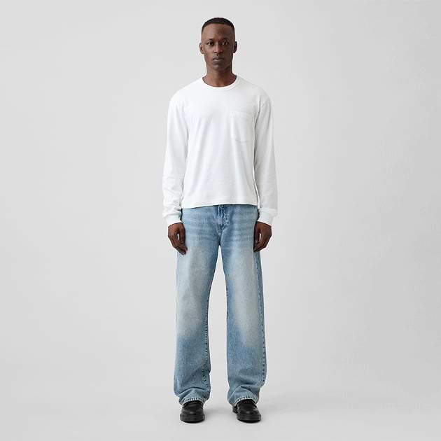 ‘90s Loose fit