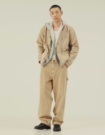 Shoppable Outfit Image