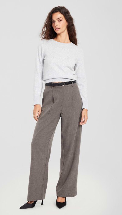 An extra high-waisted wide leg taylor linen pants.