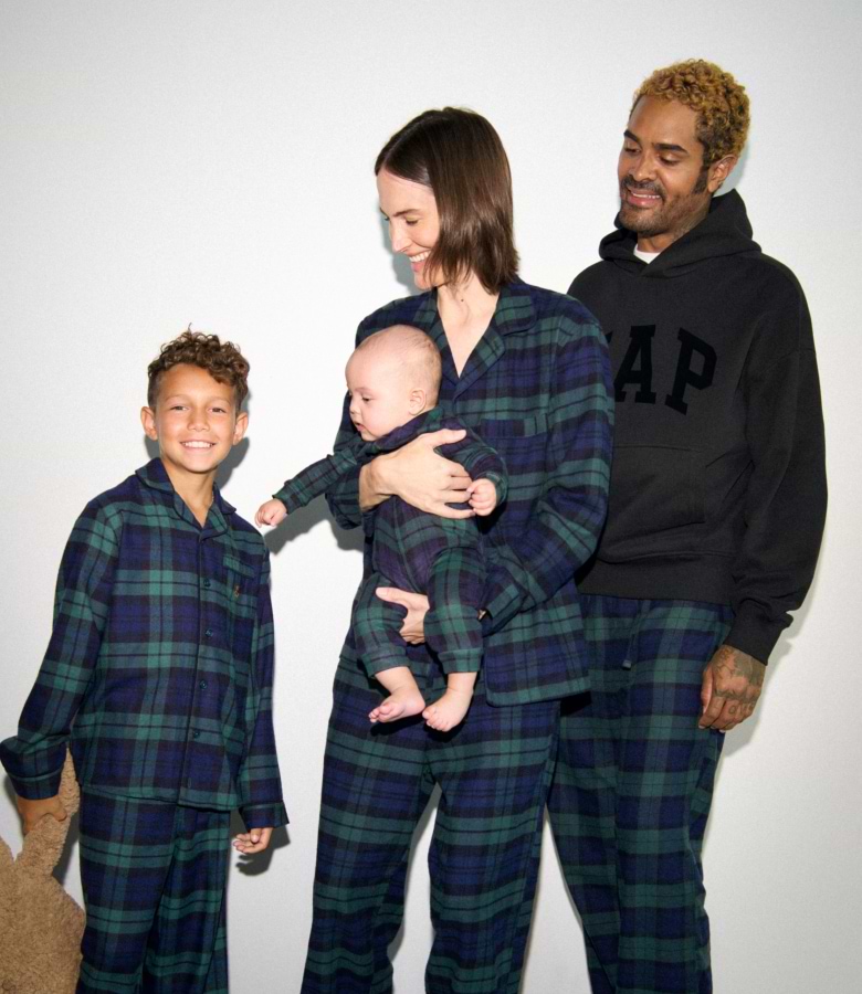matching pyjamas gap family pyjamas