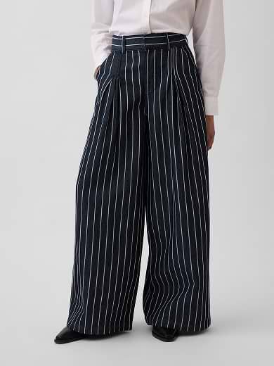 Extra High Rise Stripe
Denim Trousers alt
