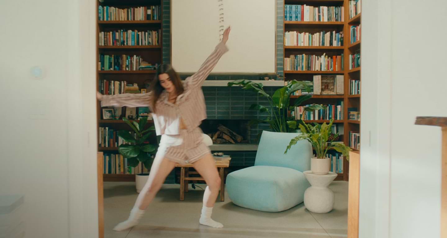 Gap x Summer Fridays Highlight Image