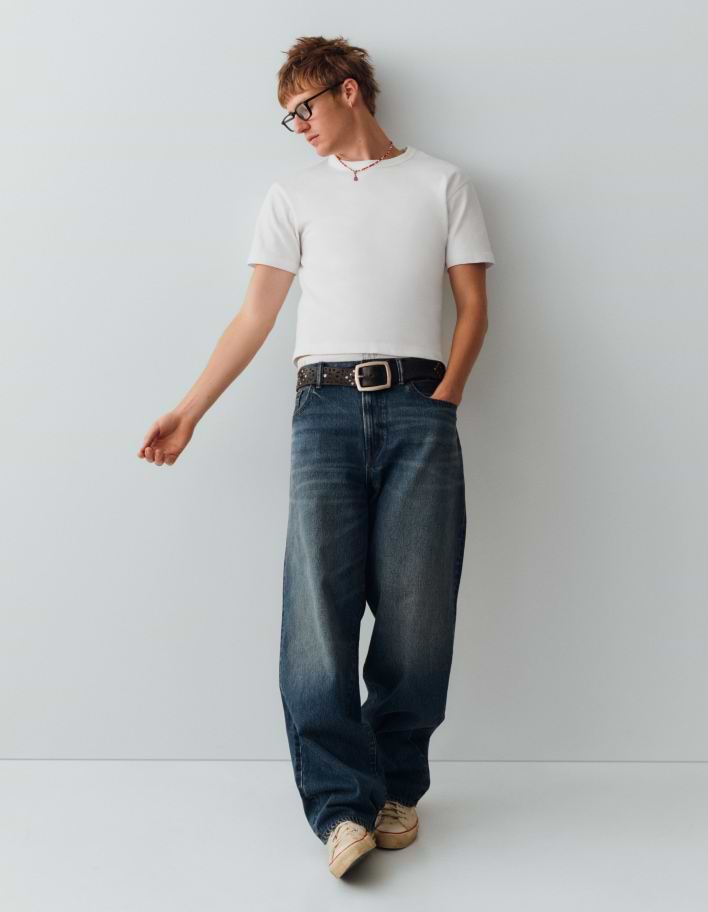 Shoppable Outfit Image