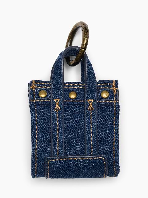 The Tote Charm