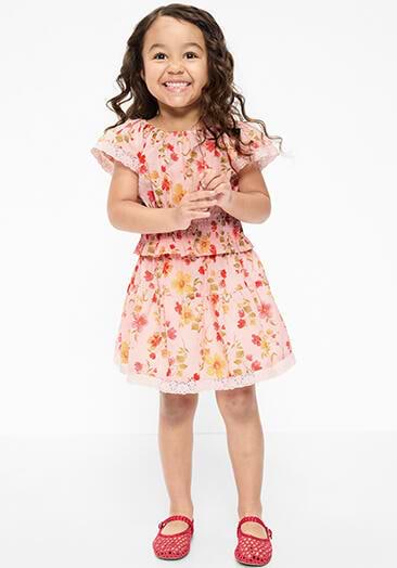 Image of a toddler girl model wearing the Old Navy spring collection.